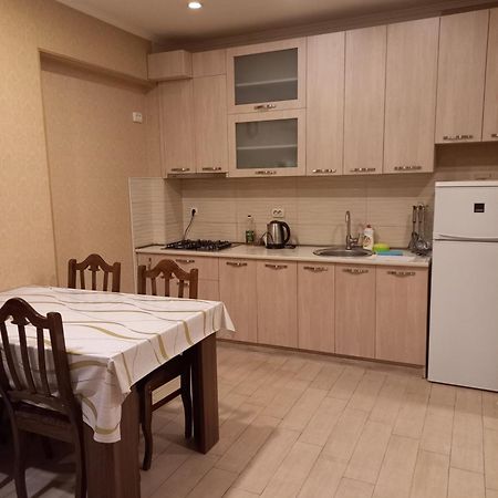Grigol'S Apartament Tbilissi Extérieur photo